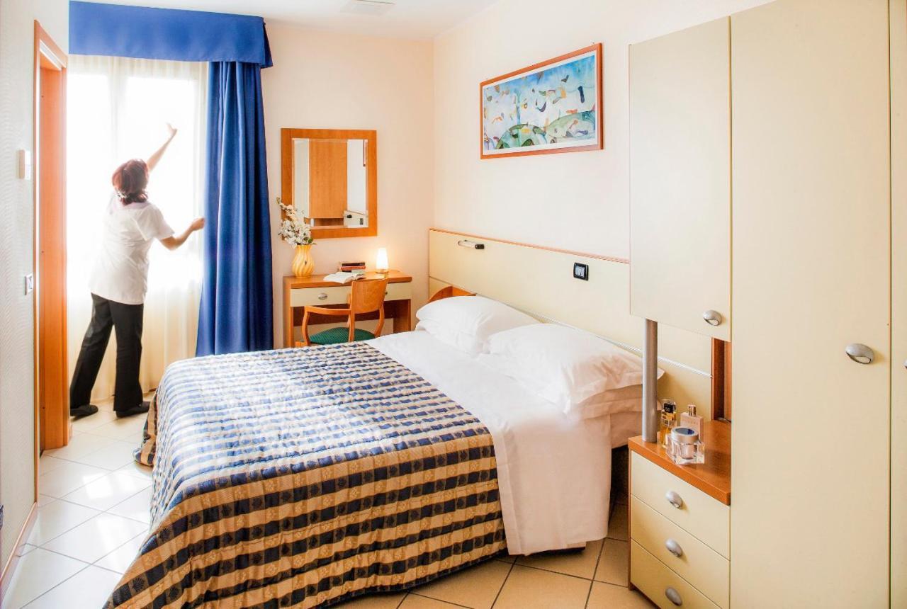 Hotel Candido Diano Marina Eksteriør bilde